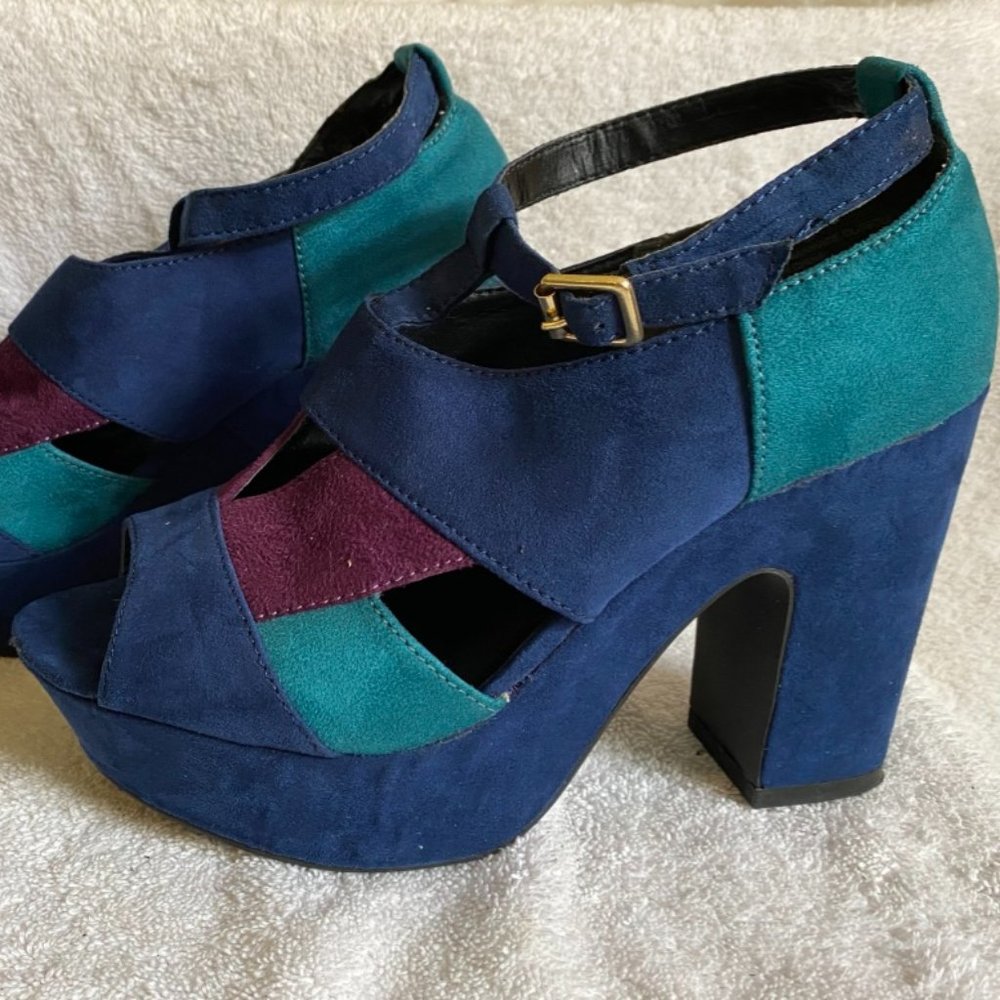 JELLYPOP Jovan open toe t-strap platforms